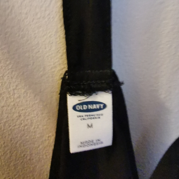 OLD NAVY | Spaghetti Strap Tank Top, Black (NEW) - Picture 4 of 6